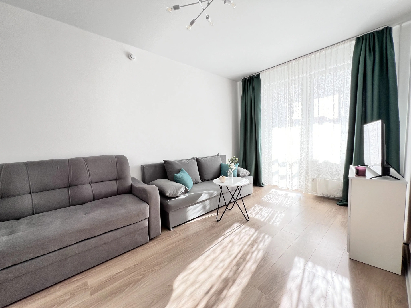 Квартира Двухкомнатная Ботаника