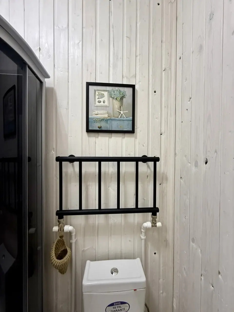 Частный дом уютный с баней и мангальной зоной в центре