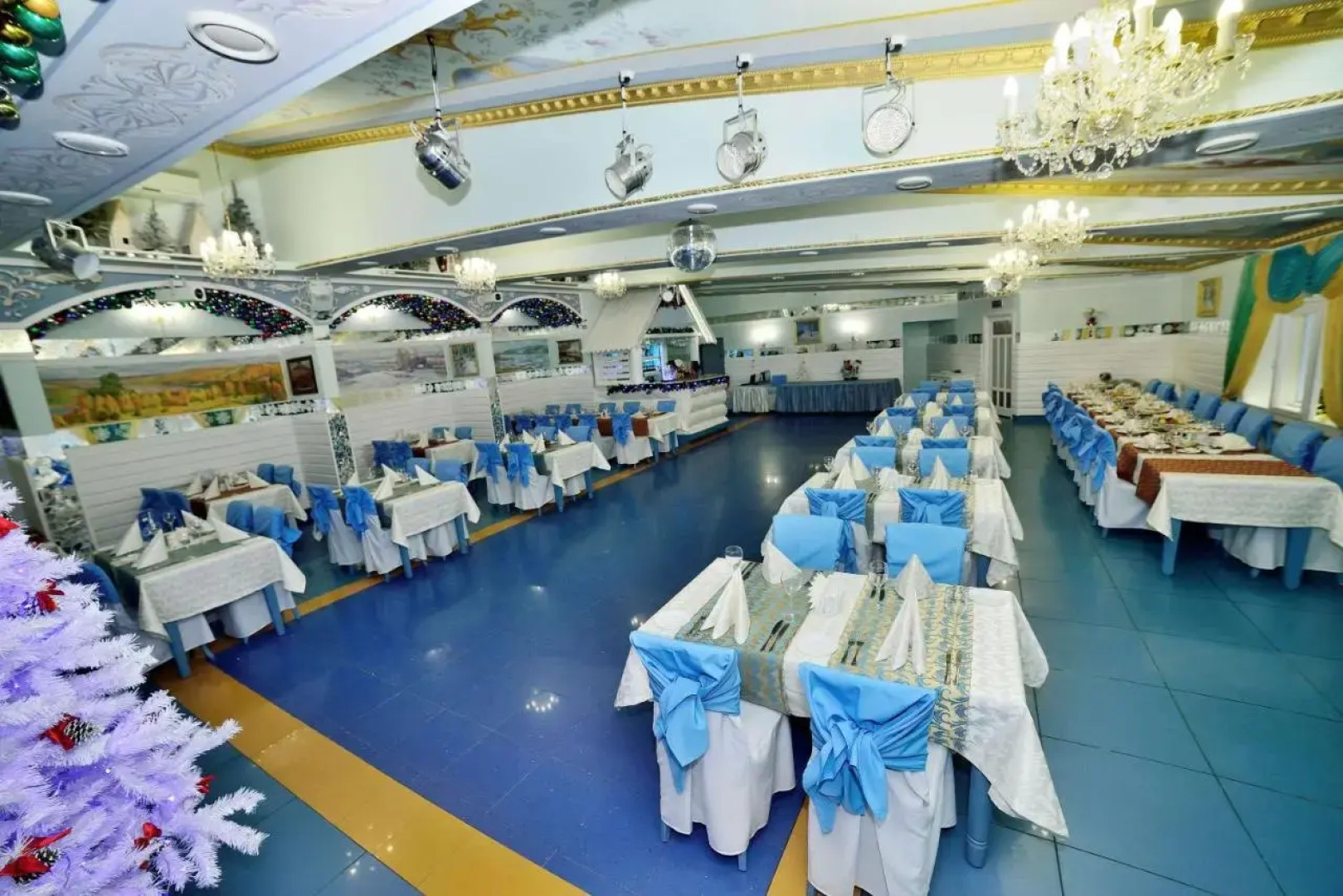 Отель Снегурочка