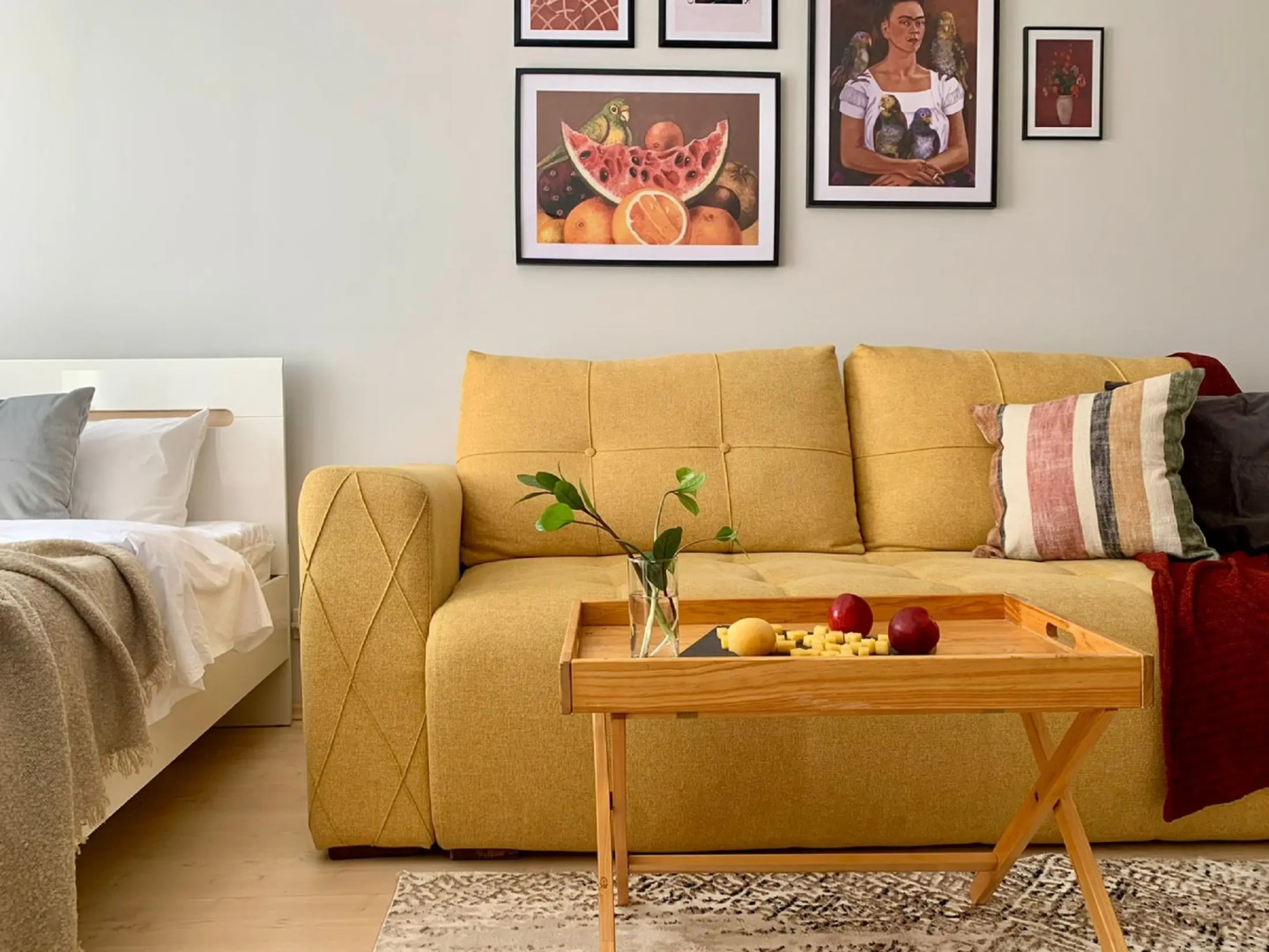 Апартаменты студия Фрида Кало в центре города Алматы