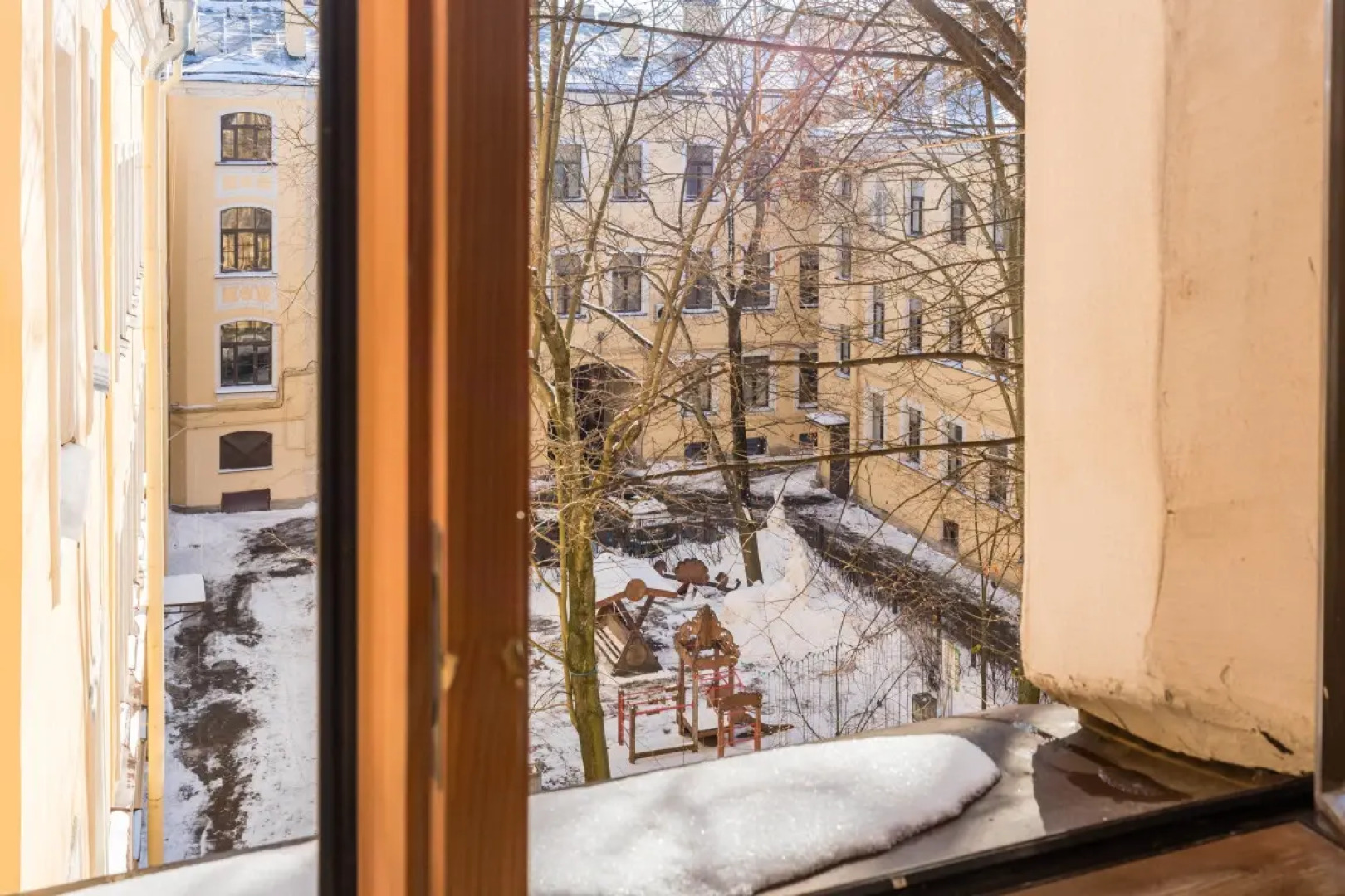 Апартаменты a.m. Rooms Neva Jacuzzi (Angliyskaya Naberezhnaya)