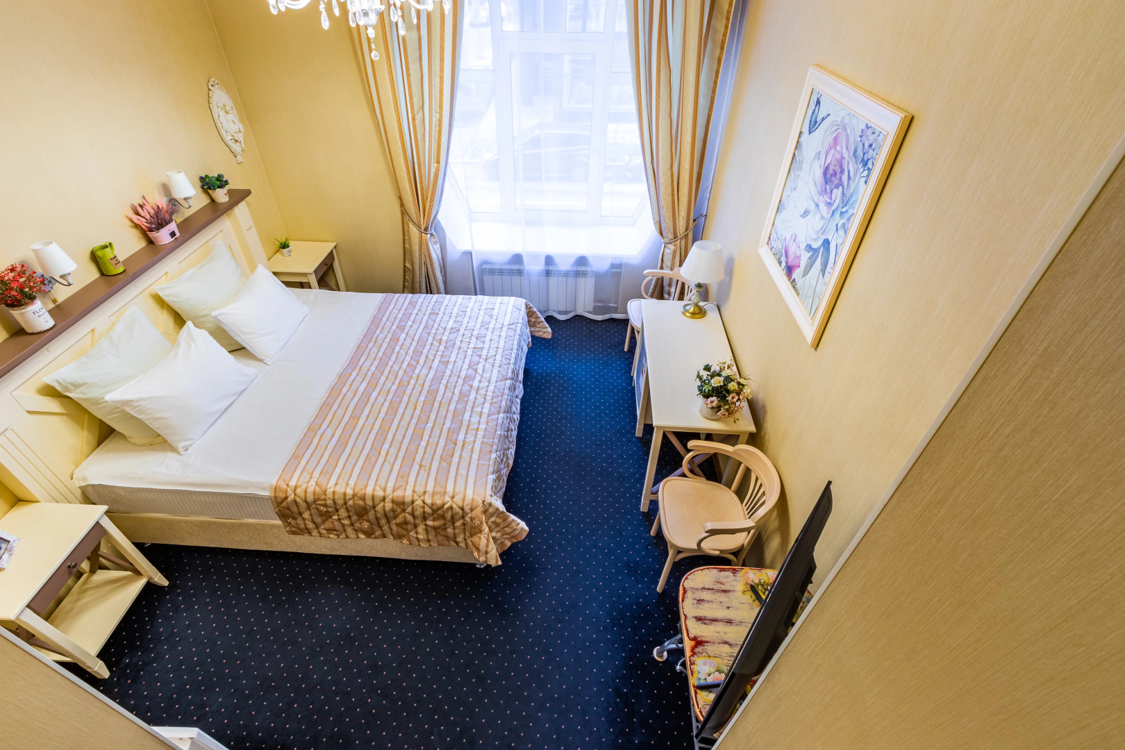 Меблированные комнаты Блюз на Невском