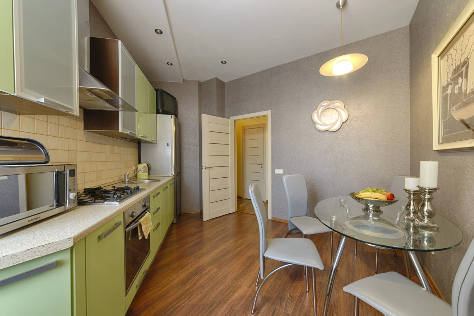 Апартаменты 2-комнатные HomeApart пр-т Независимости, 39