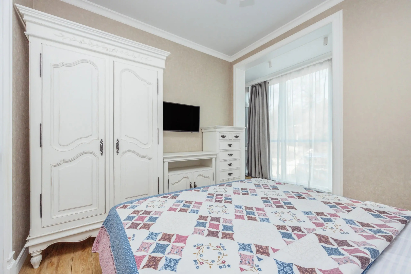 Апартаменты Дизайнерские в Тихом месте у моря