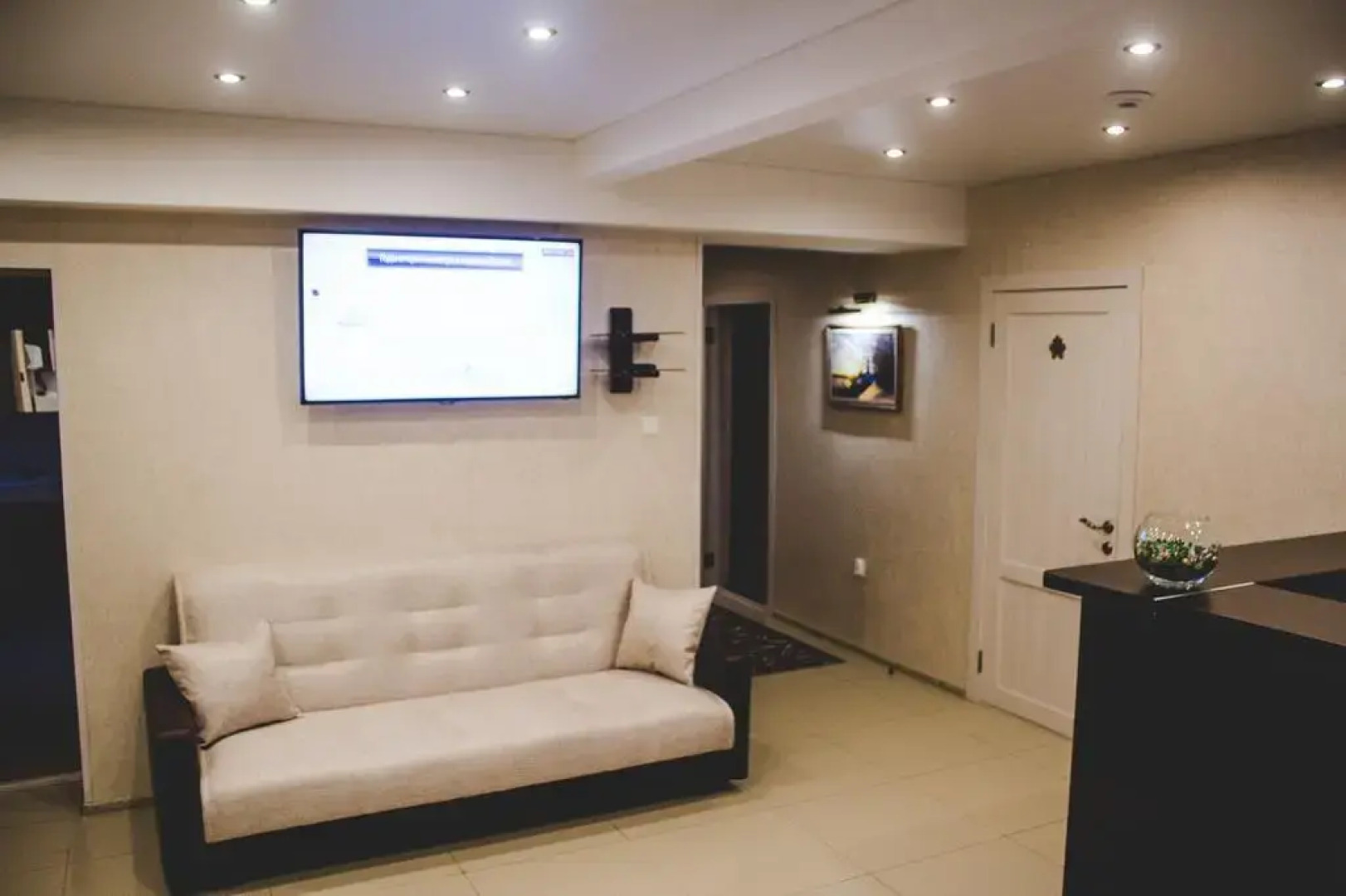 Отель Картуши