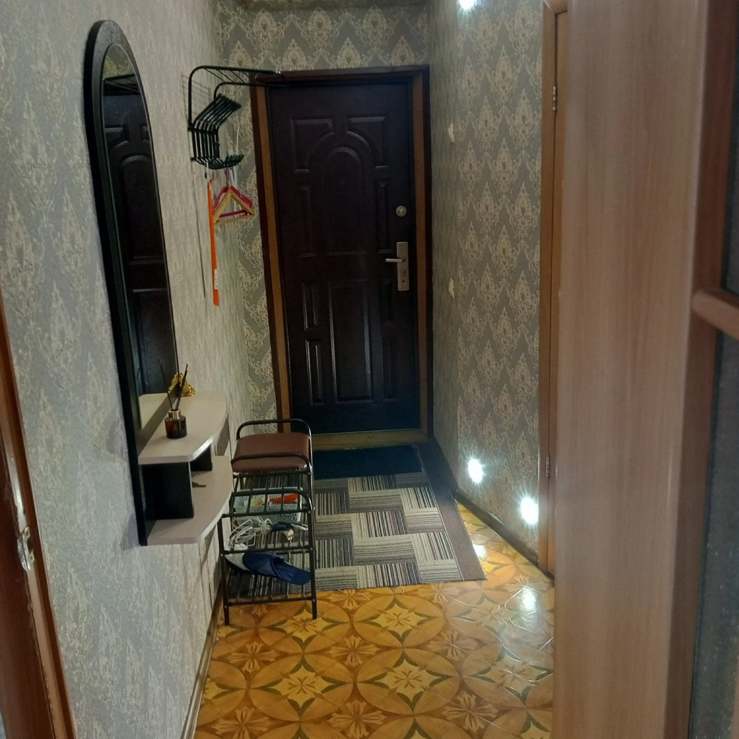 Квартира на 2й Микрорайоне 20