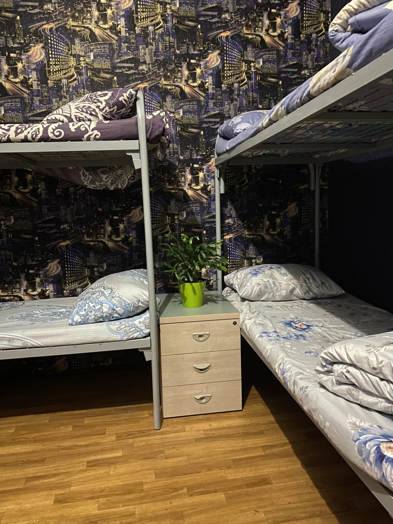 Хостел Хенси