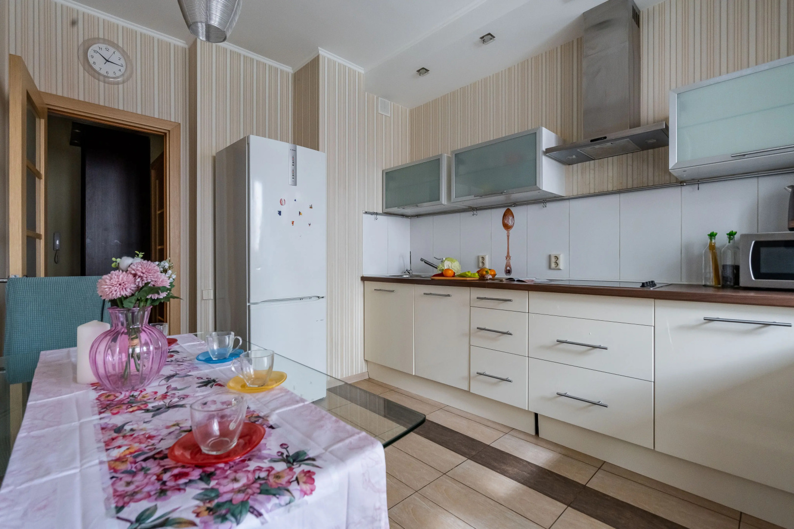 Квартира 2-комнатная Цветочная нежность