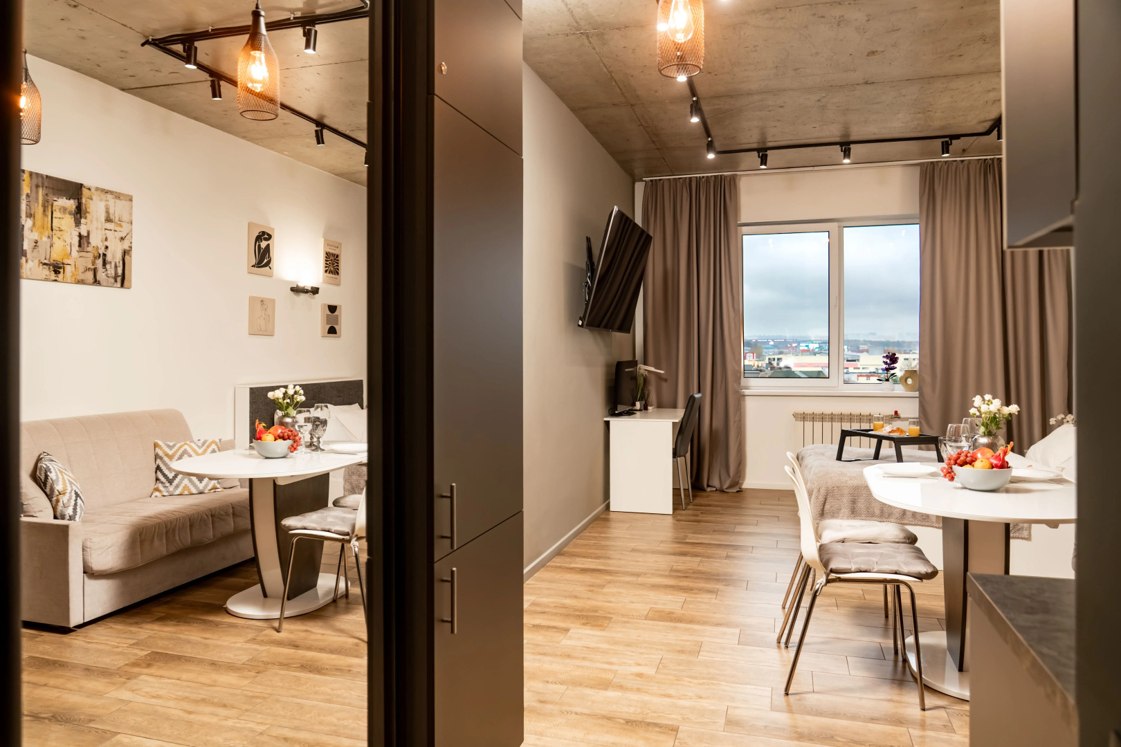 Апартаменты SKY INN Color Grey