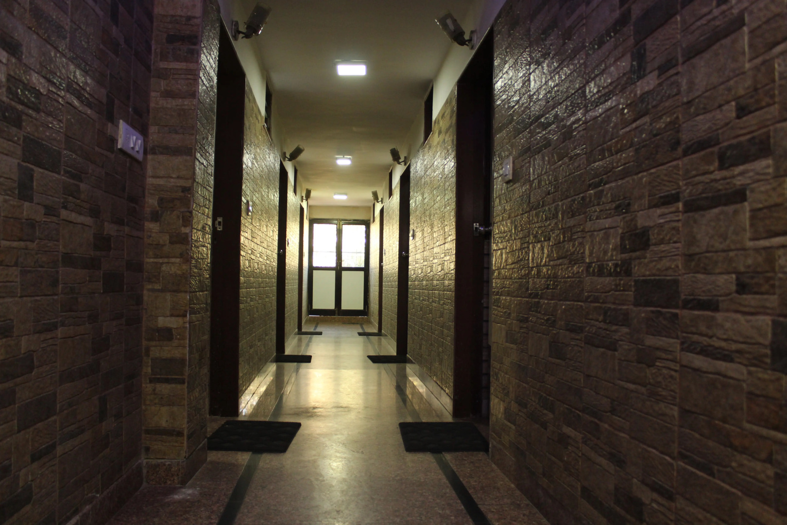 Отель Good Luck Residency