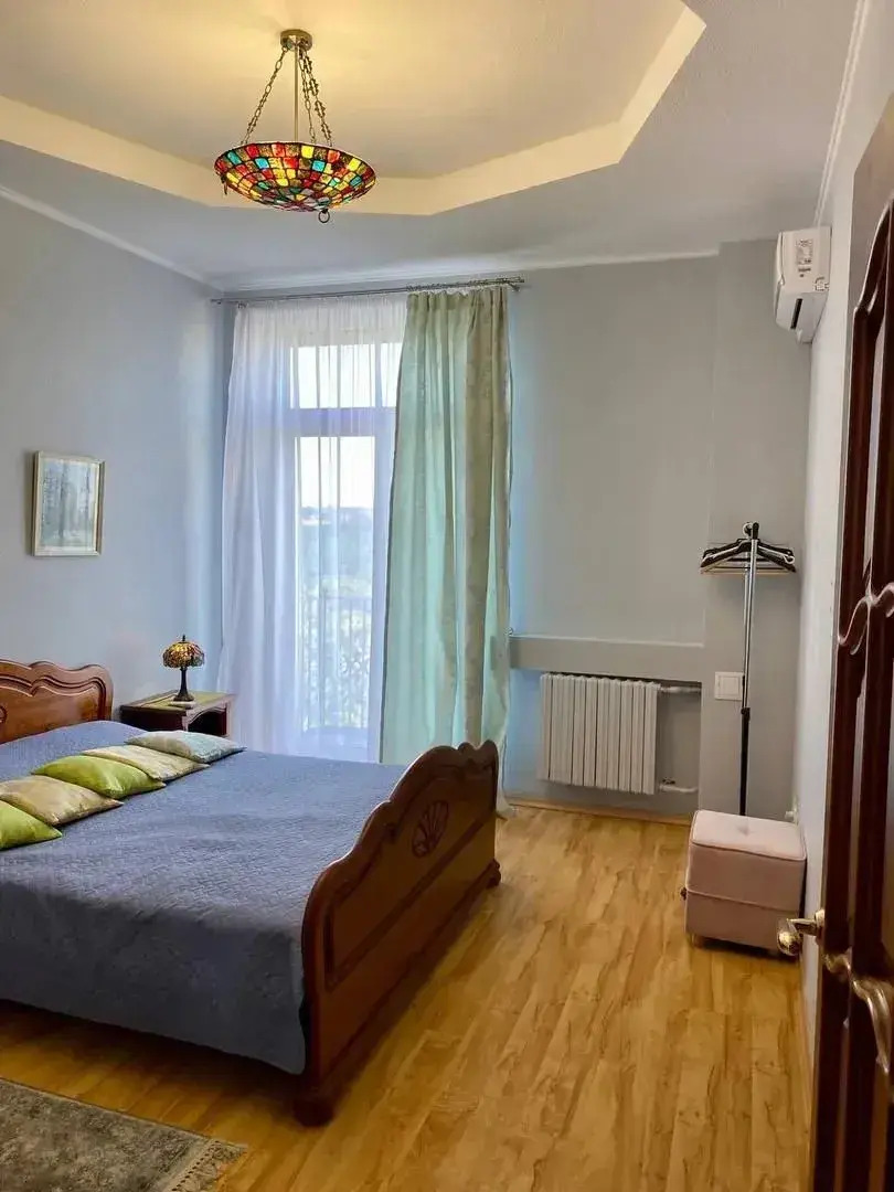 Двухкомнатная Квартира на проспекте Независимости 29