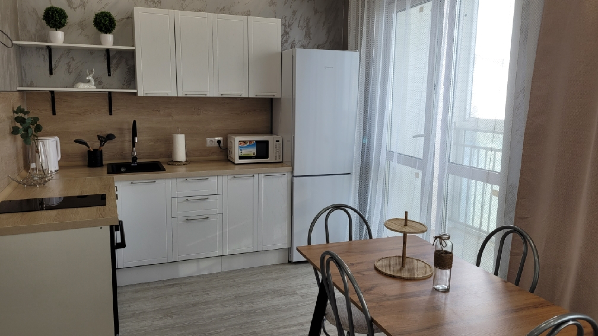 Апартаменты СИБИРЬ HOUSE  Vip напротив Кузбасс Арены