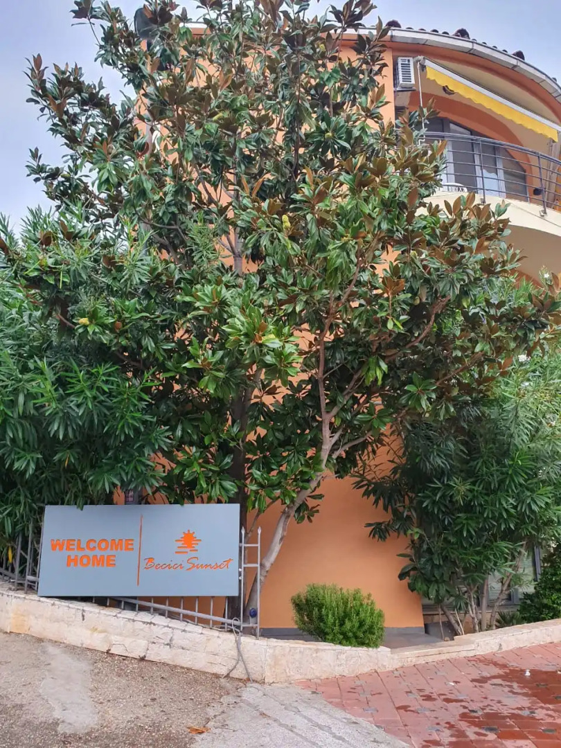 Апартаменты Бечичи Сансет