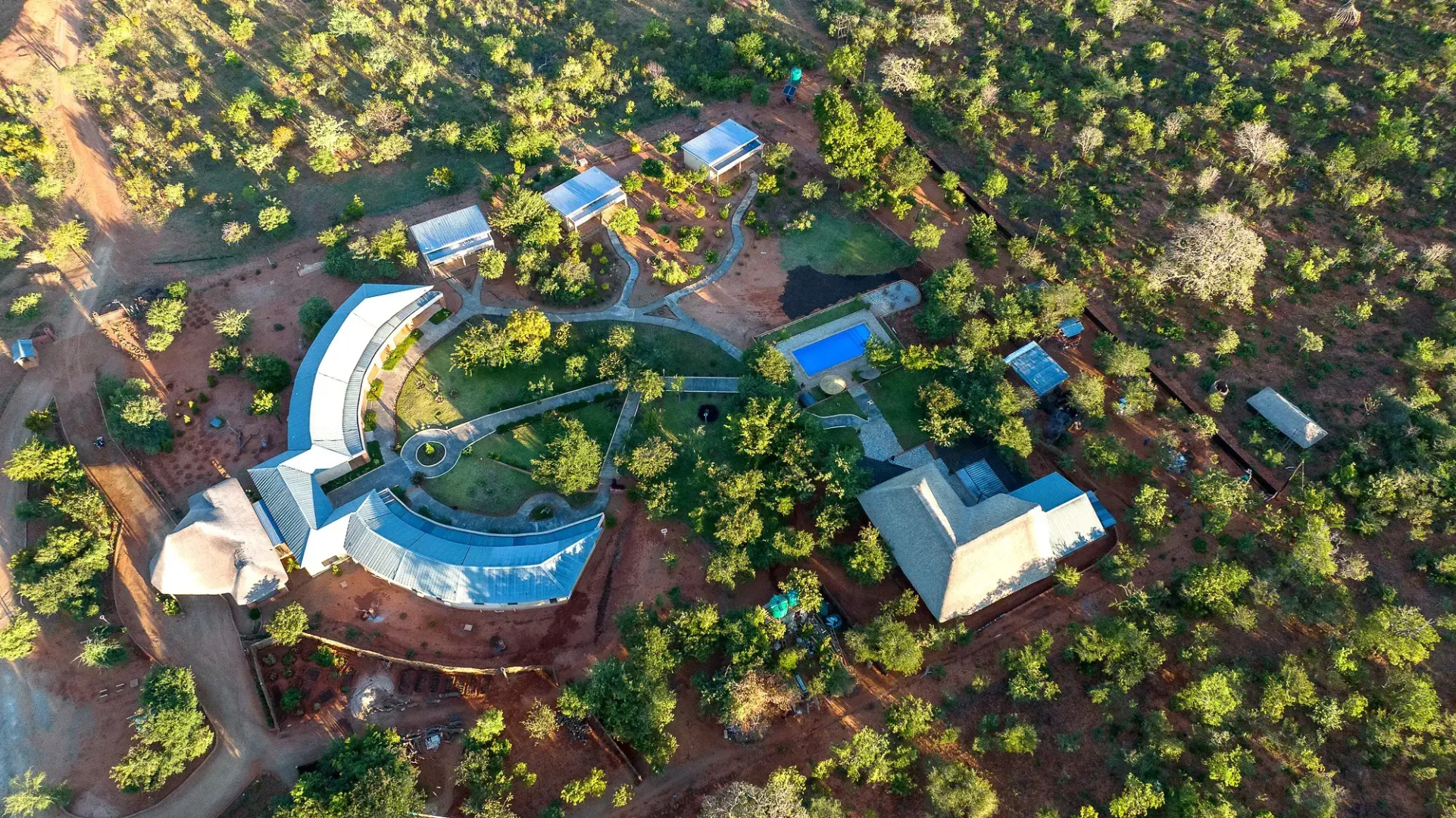 Отель The Nkhosi Livingstone Lodge and Spa Resort