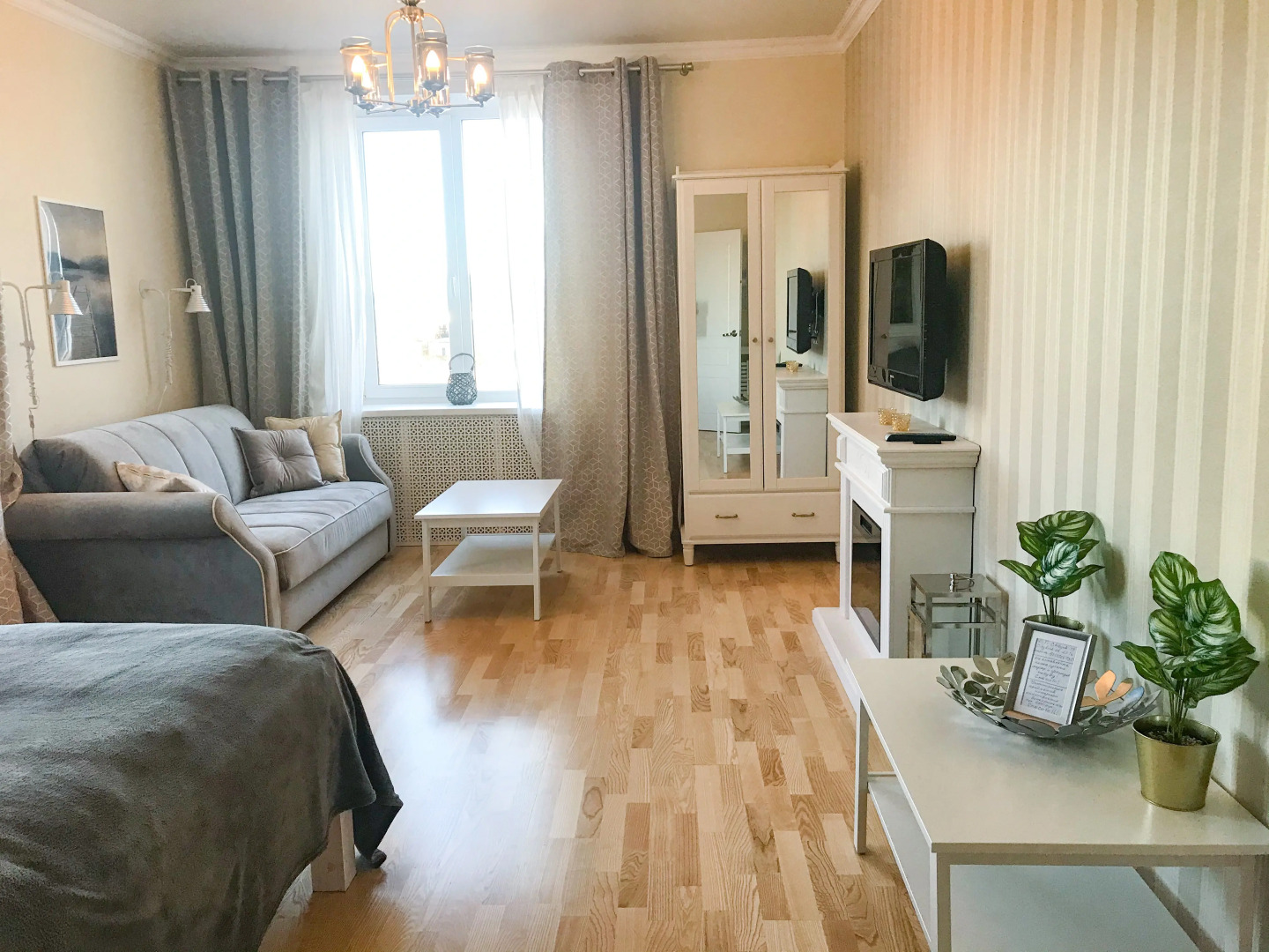 Апартаменты двухкомнатные на берегу залива