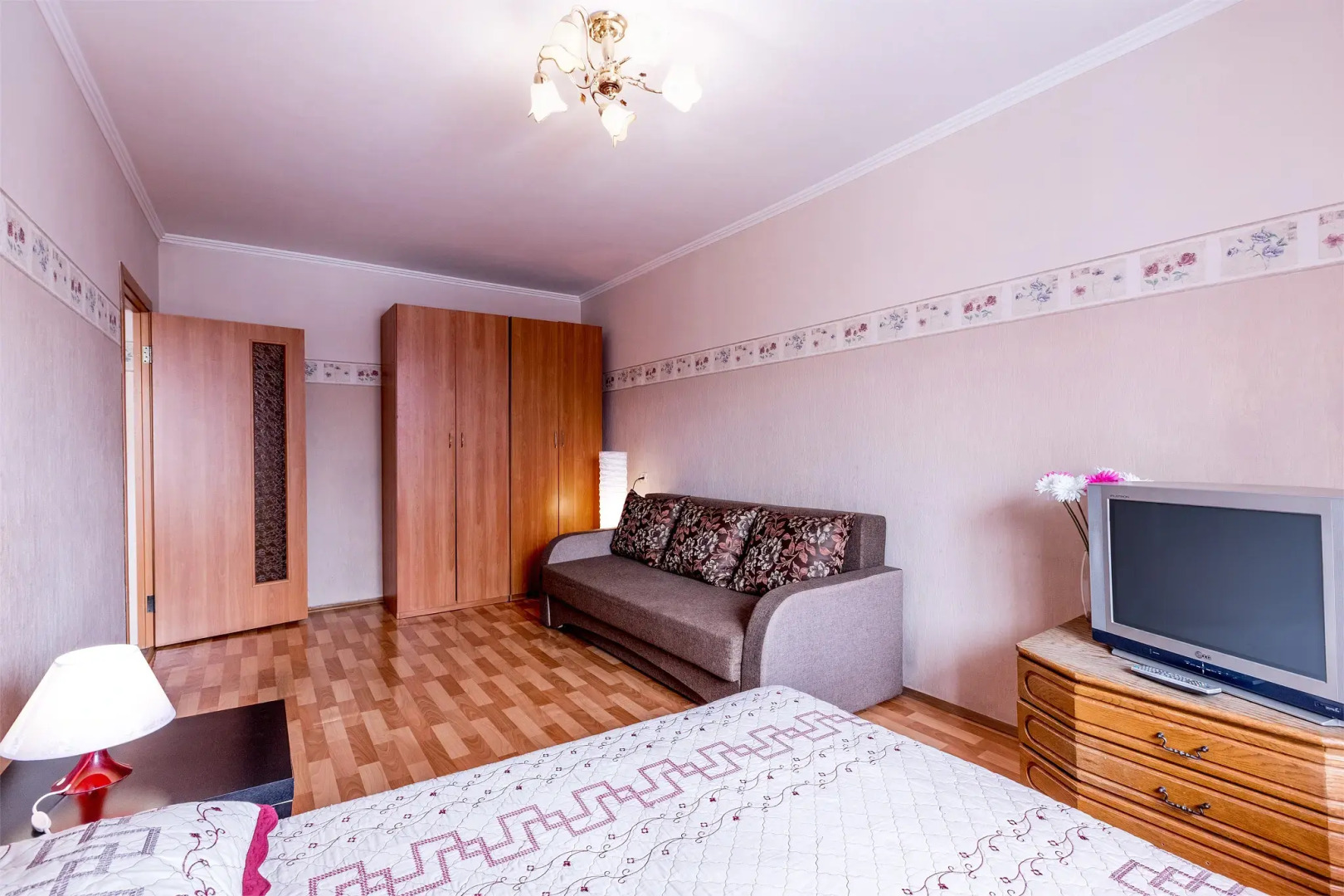 Квартира на Красной 12А