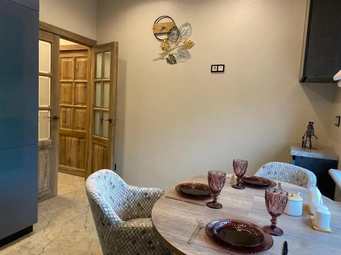 Квартира Типанова 23