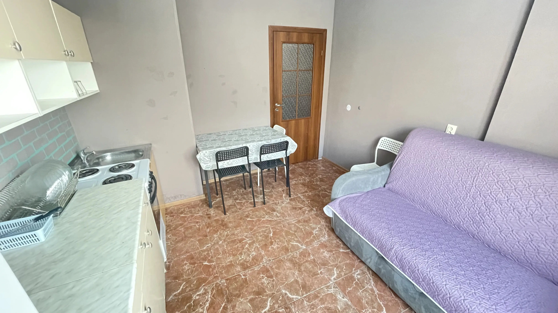 Апартаменты Вертолетная 4/2