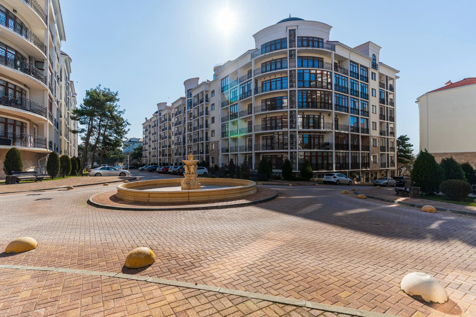 Апартаменты в Элитном ЖК Изумрудный Город в Геленджике от LetoAрart