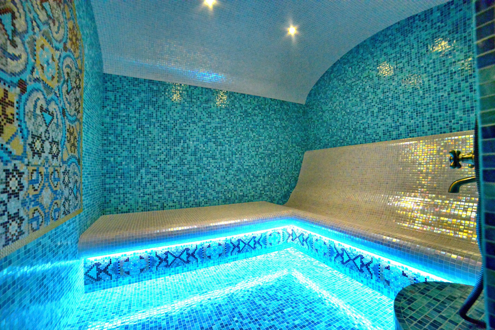 Отель Мальдини