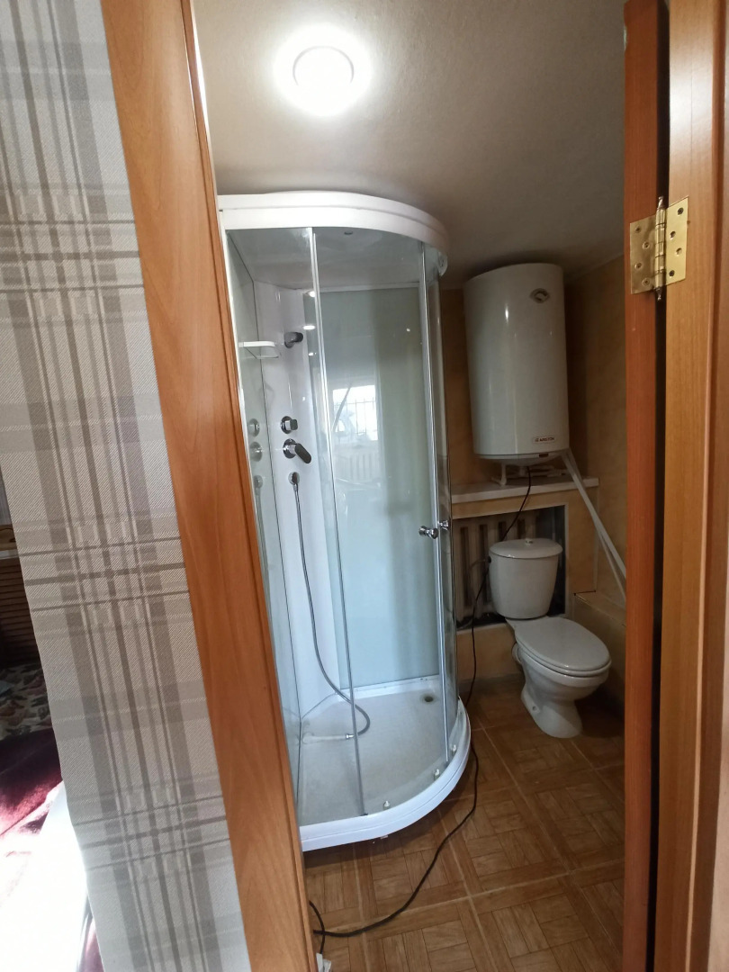 Частный дом на берегу Зюраткуля