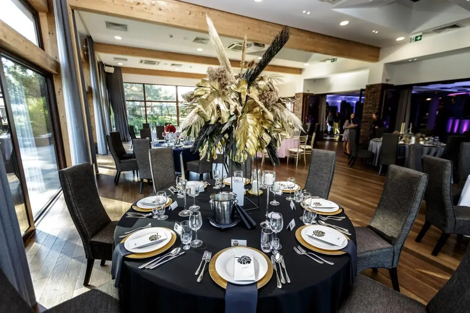 Отель Kolumna Park