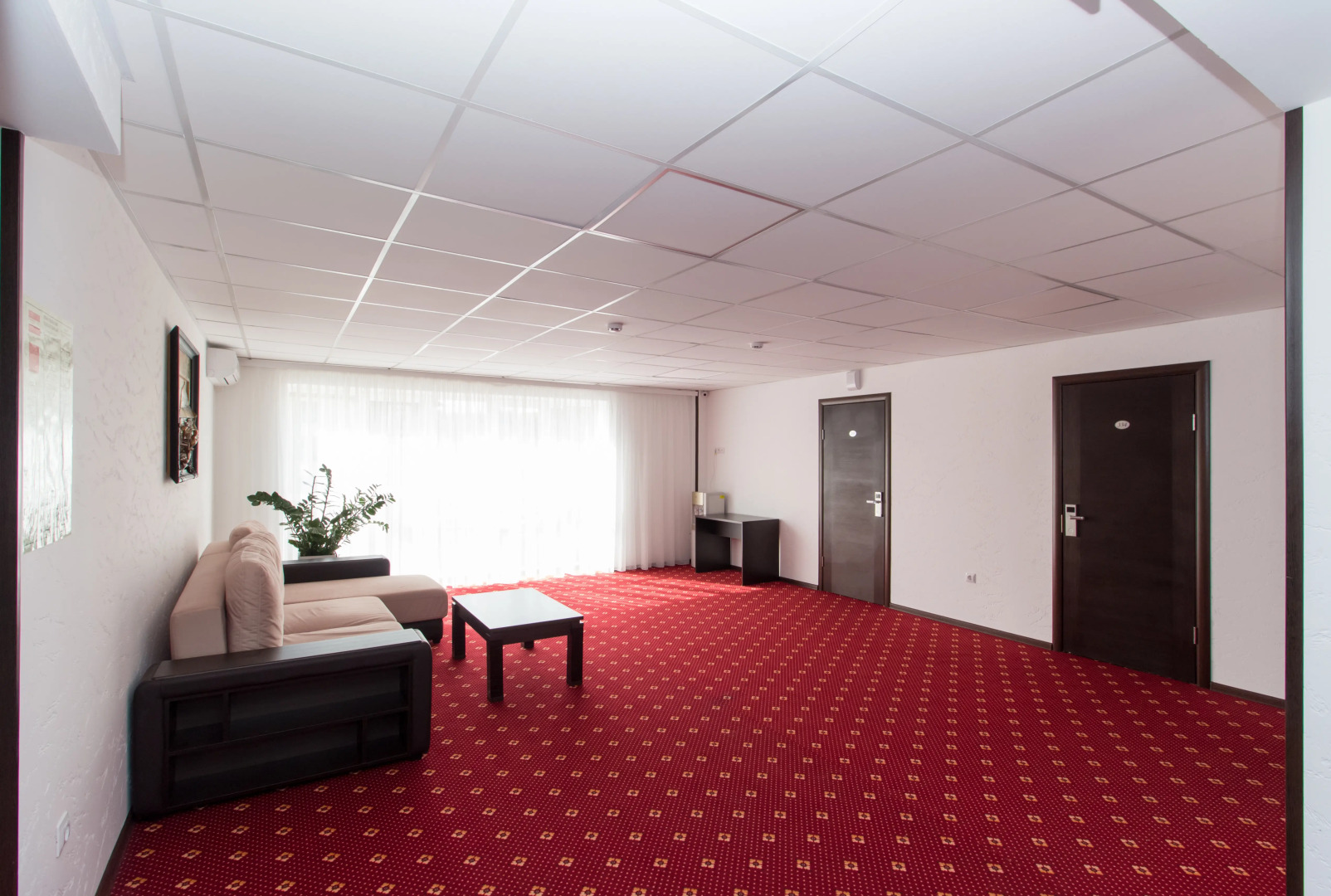 Отель Атрия