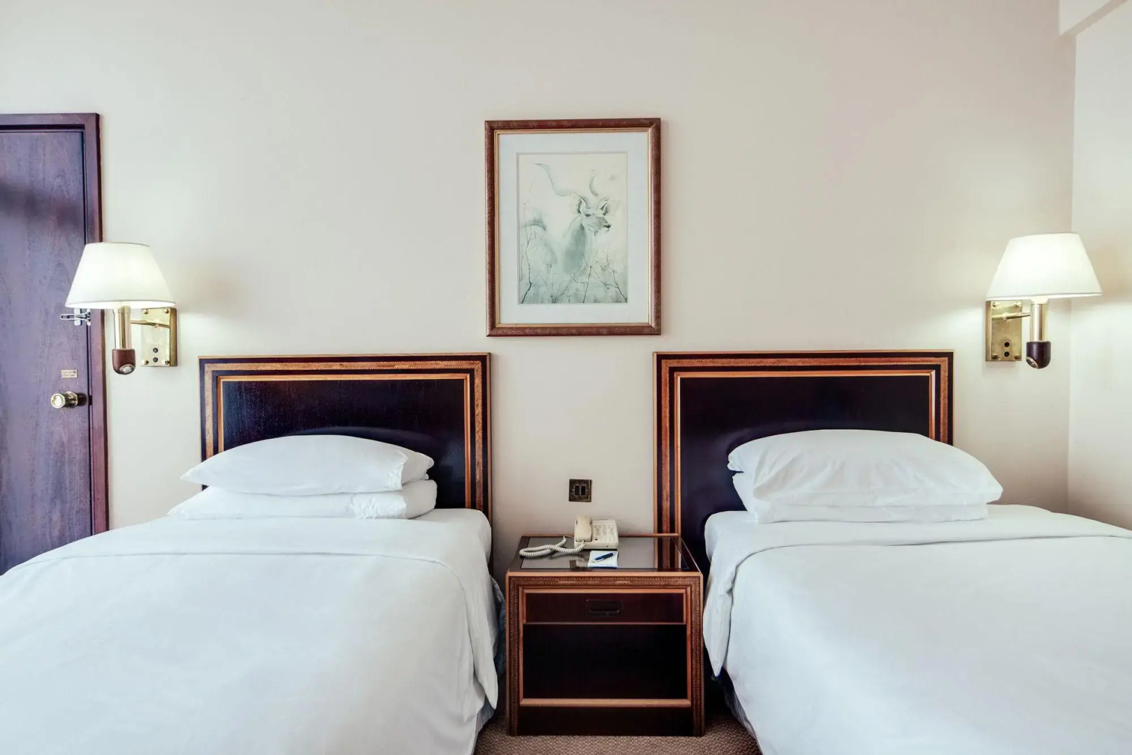 Отель Sheraton Kampala