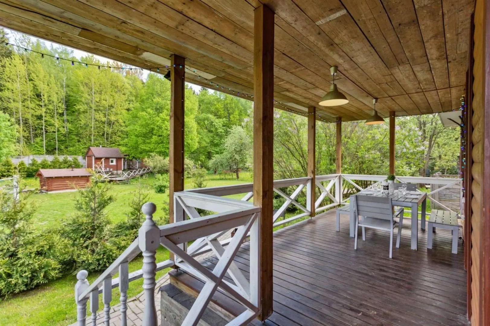 Частный дом "Двухуровневый коттедж с открытой террасой"