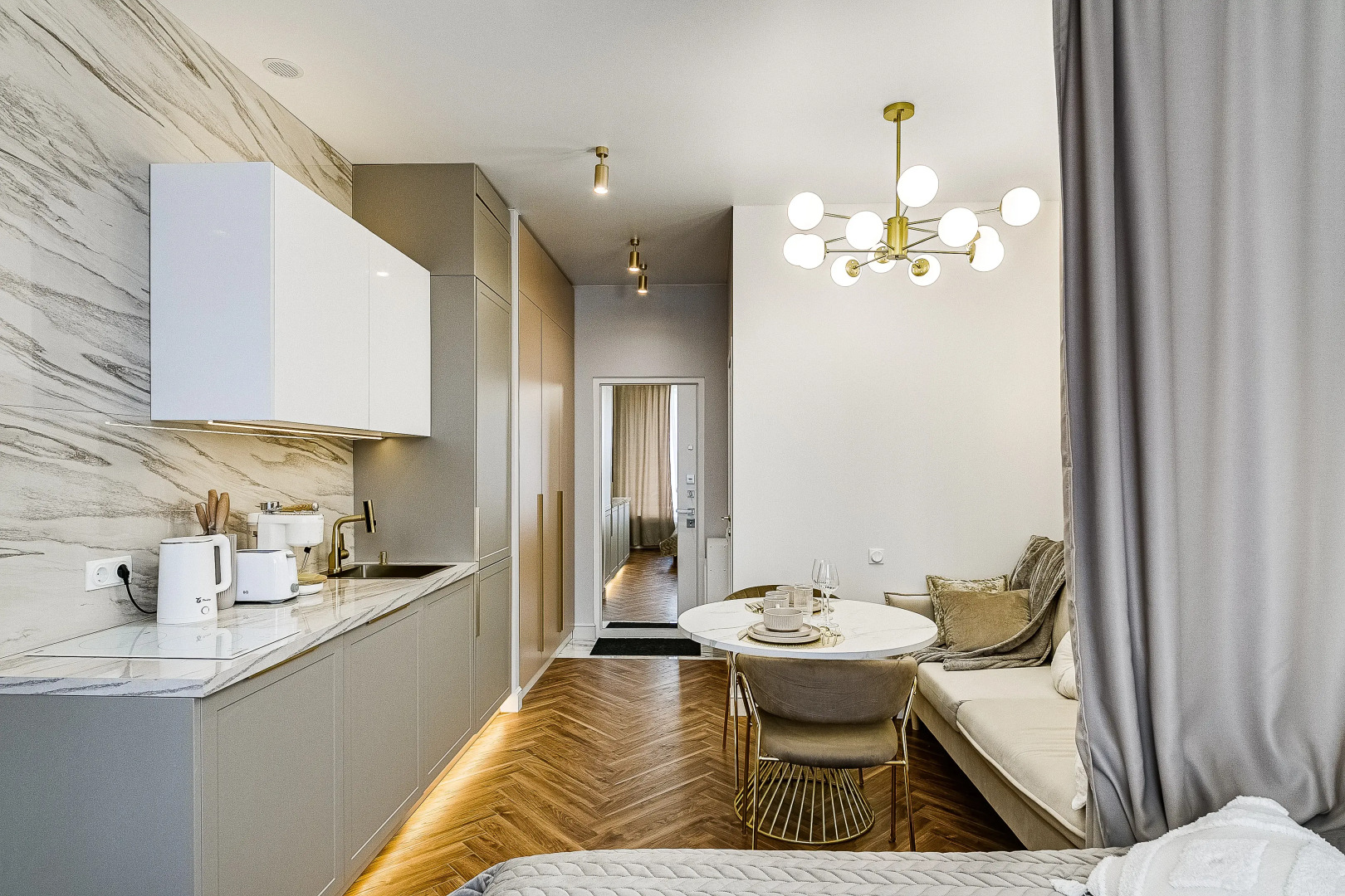 Апартаменты 622/2 Art Aparts в ЖК Headliner