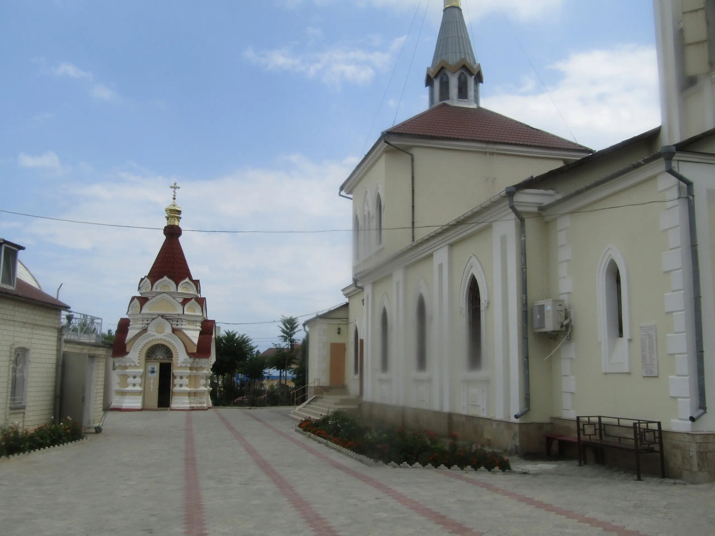 Гостевой дом Религиозная Организация Православный приход храма Всех Святых г. Феодосии Республики Крым Феодосийской епархии