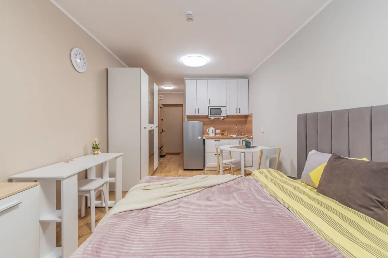 Апартаменты Полулюкс SalutApart 8