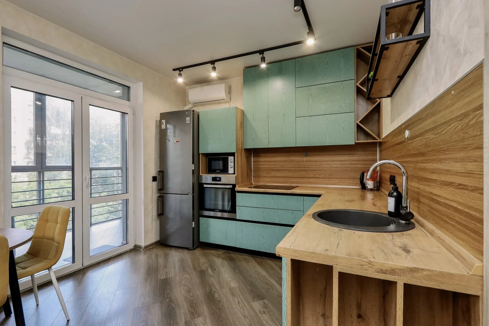 Апартаменты Privi House на Максима Горького 149