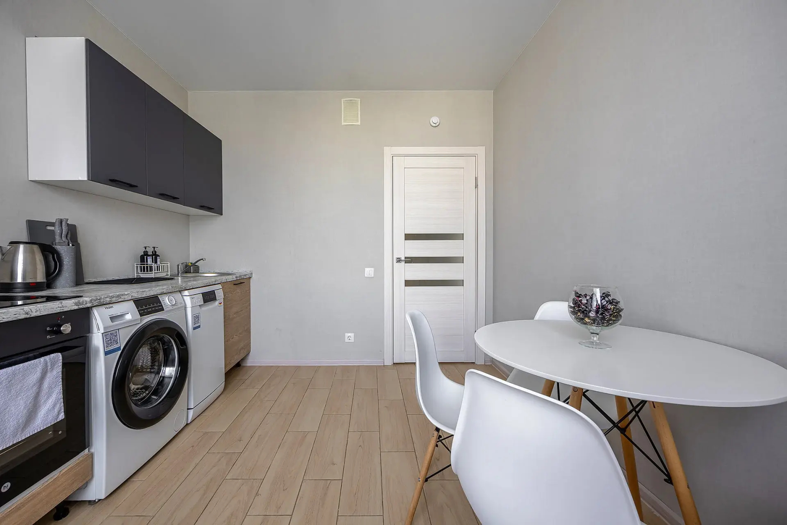 Апартаменты Рядом с Щёлковским Хутором