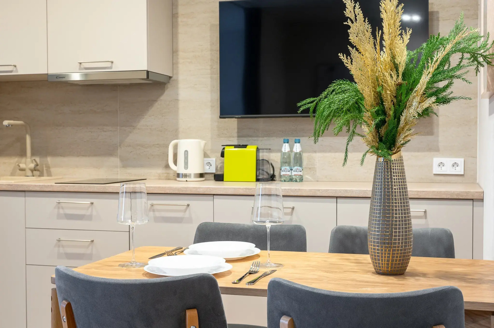 Квартира Milli House Royal Residence