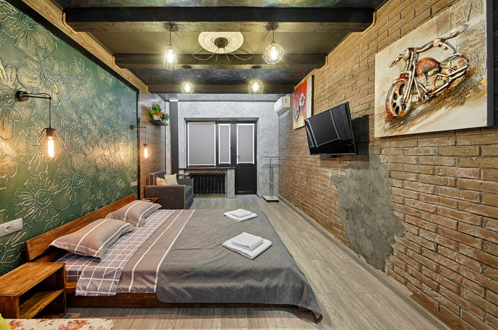 Апартаменты Loft Holiday Home