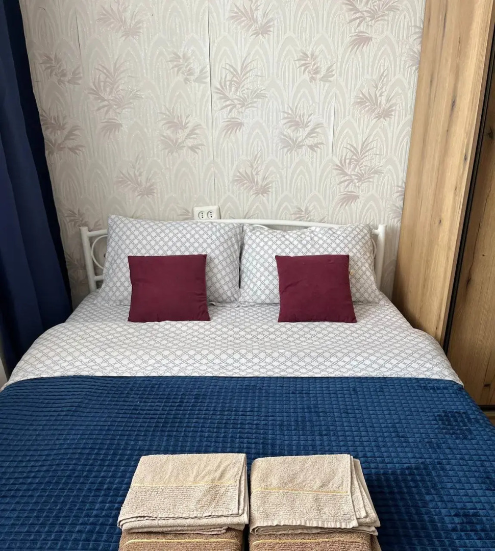 Квартира 2-х комнатная Осенний бульвар