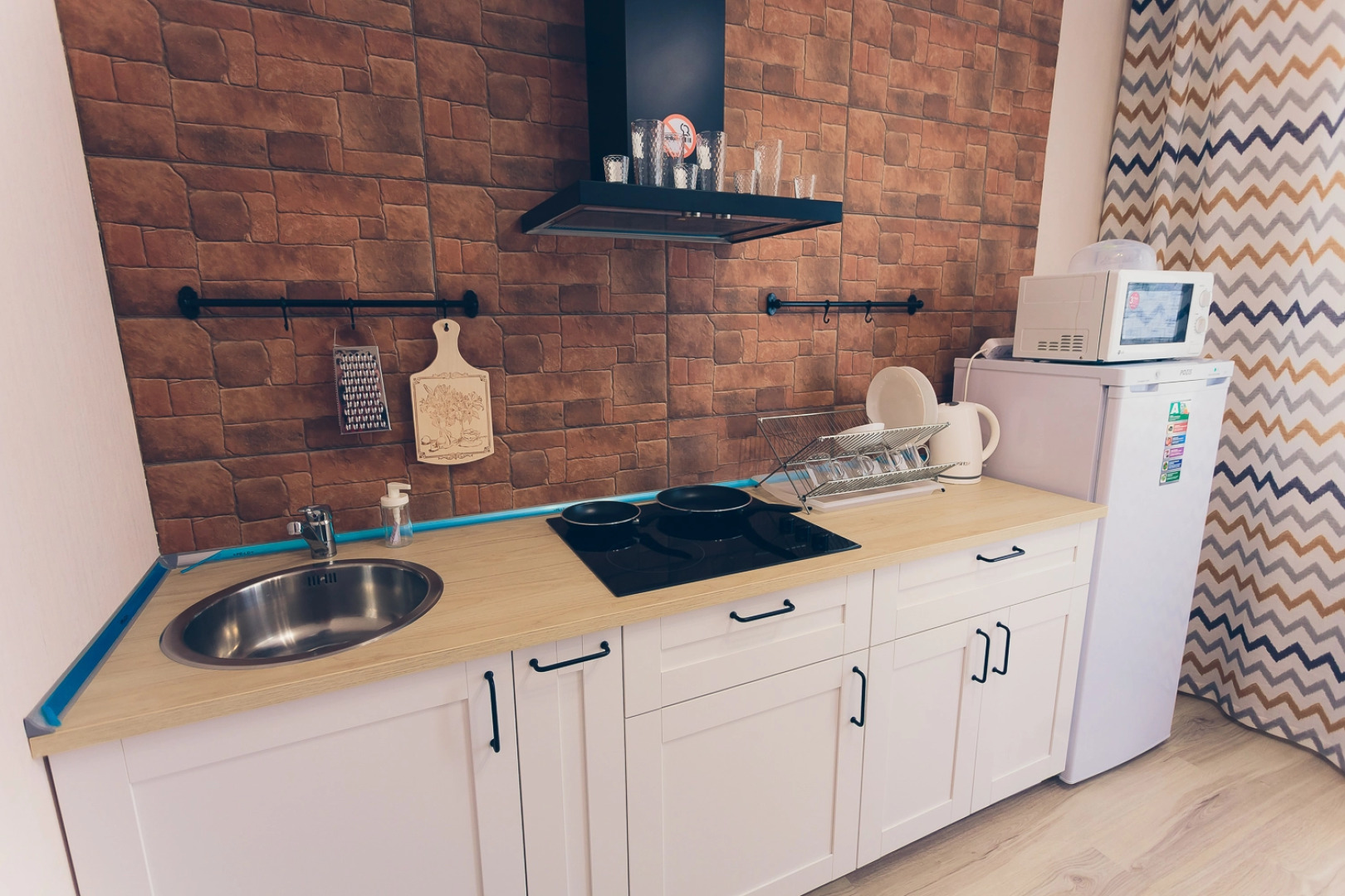 Апартаменты на набережной реки Белой