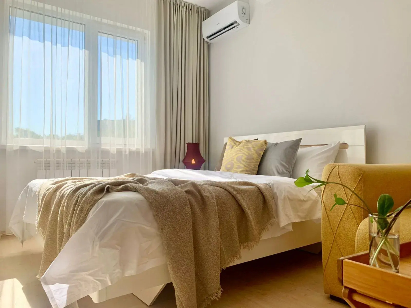 Апартаменты студия Фрида Кало в центре города Алматы