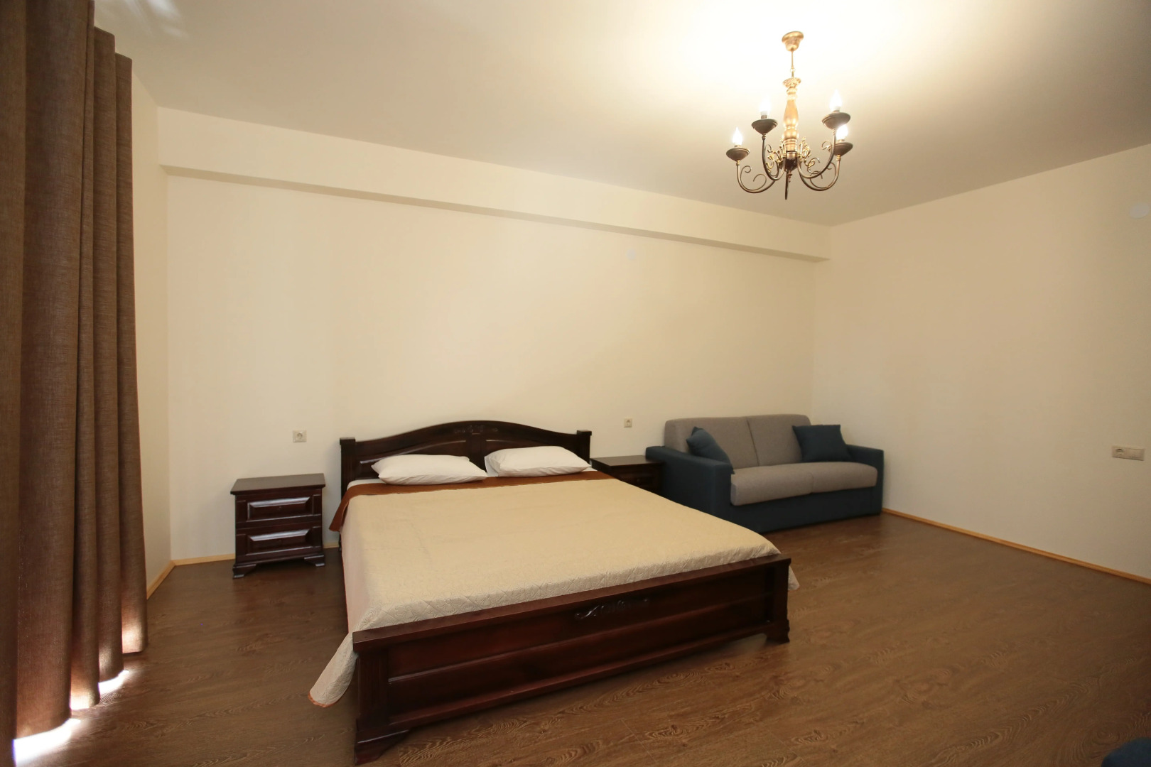 Отель Киараз Арена