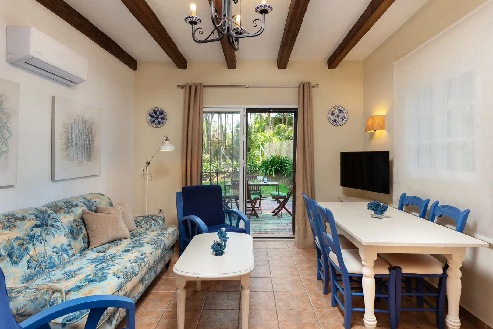 Апарт-отель SUITES CORTIJO FONTANILLA