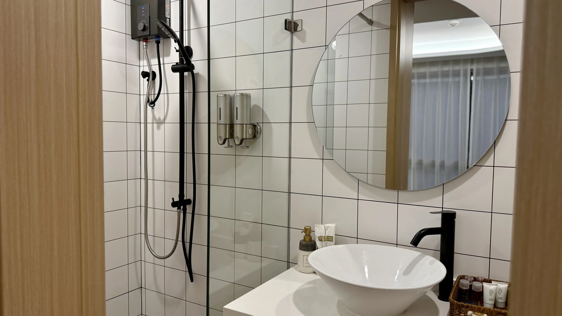 Квартира Новая с двумя спальнями  и бассейном  у моря пляж Камала