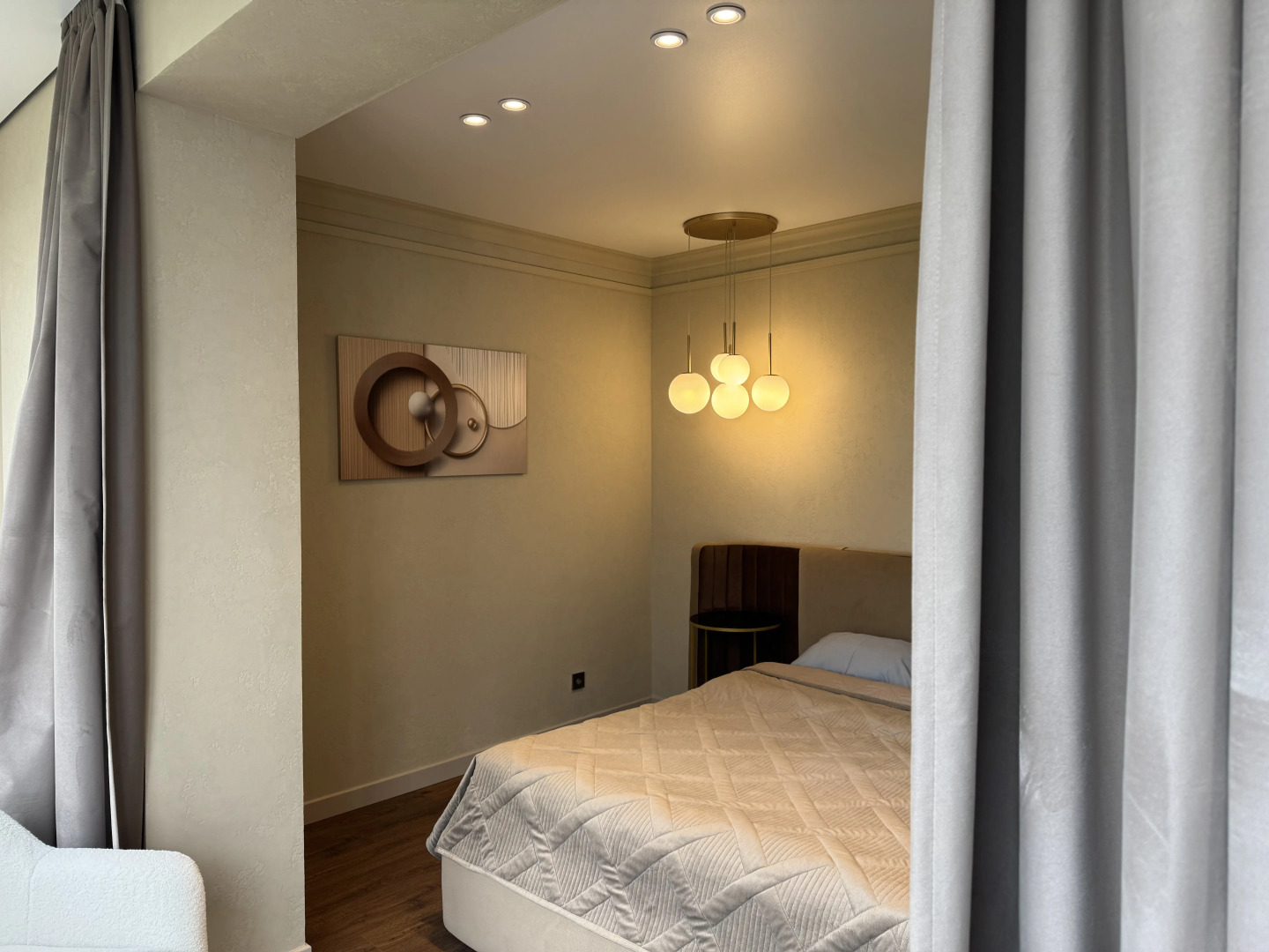 Квартира стильная 2х-к с изысканным ремонтом в ЖК Апарт