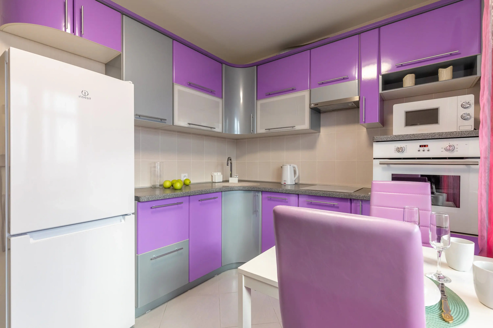 Апартаменты Мещерское озеро, Стадион, Стрелка, Центр