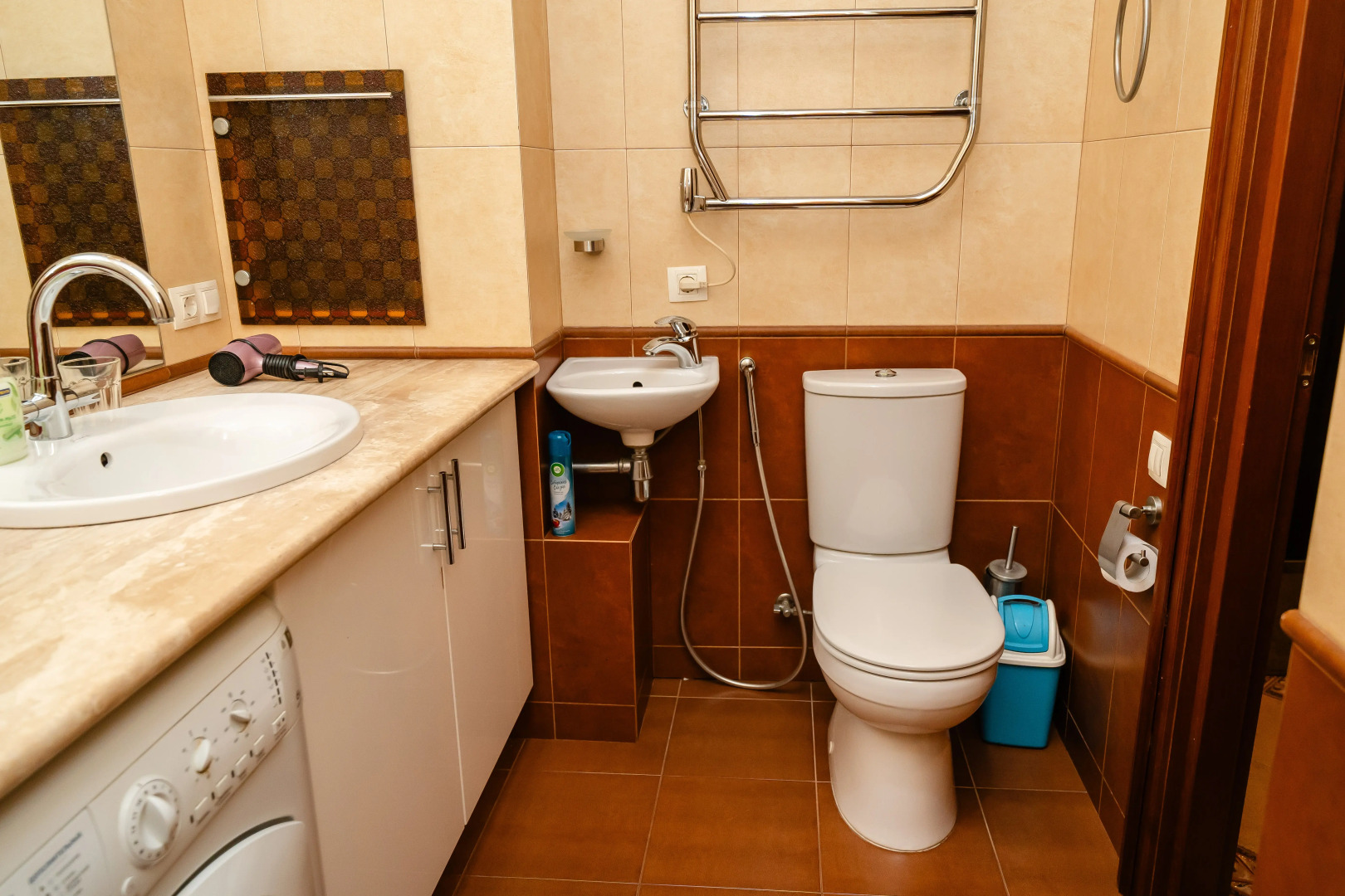 Современная квартира Невский 13 с балконом и парковкой