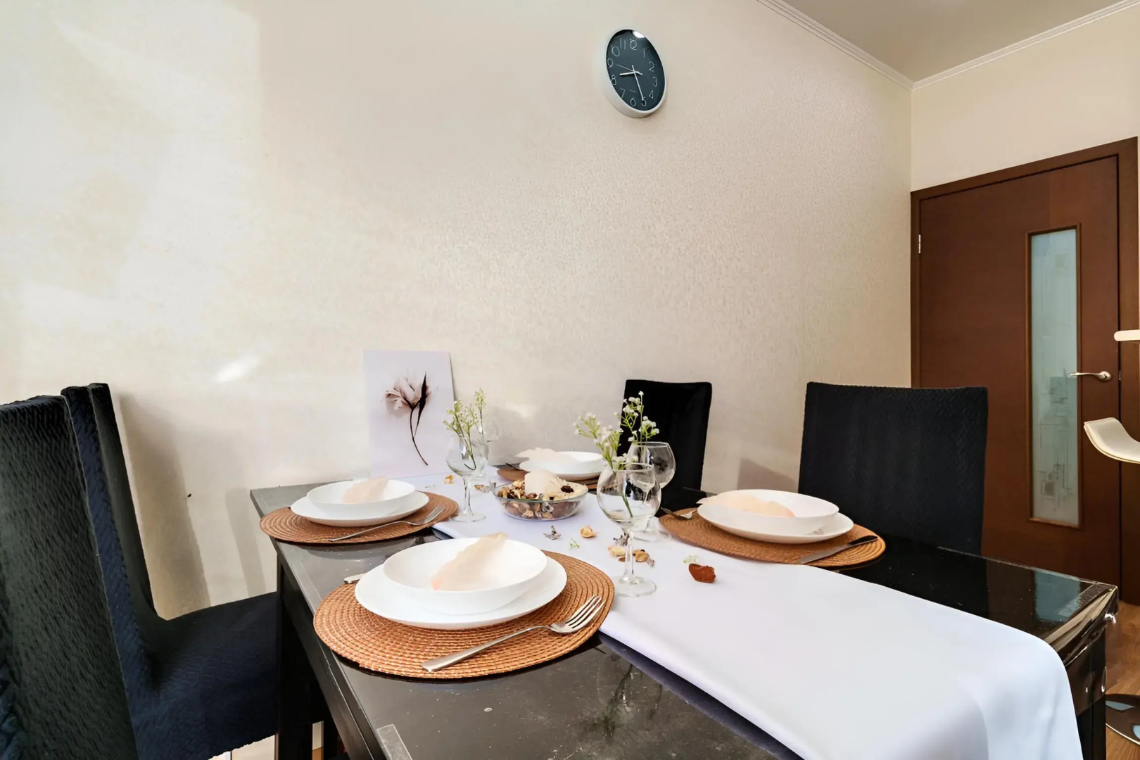 Квартира двухкомнатная Апарт Отелика в Шаговой Доступности от Парка Галицкого