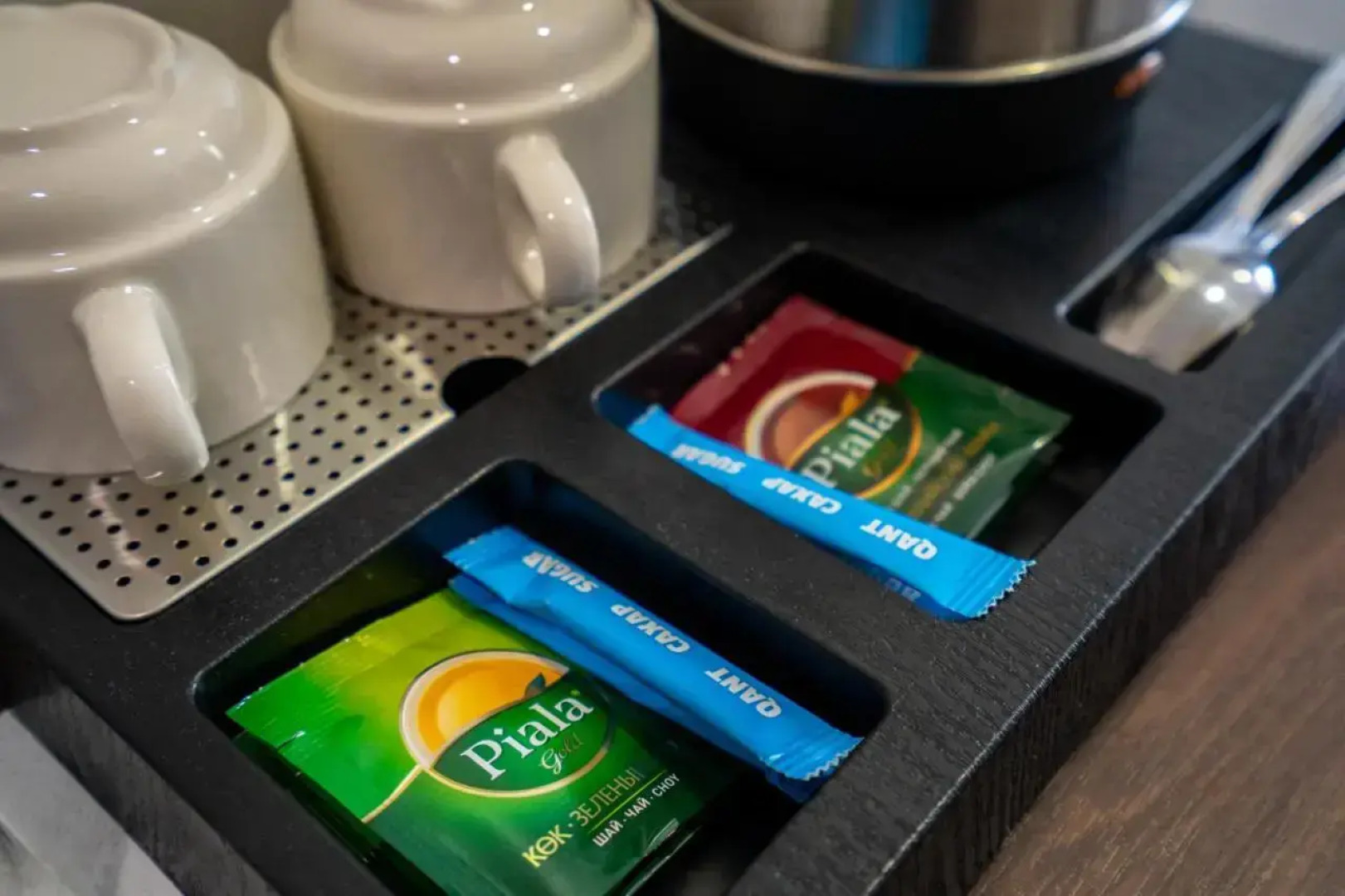 Отель Mildom Express