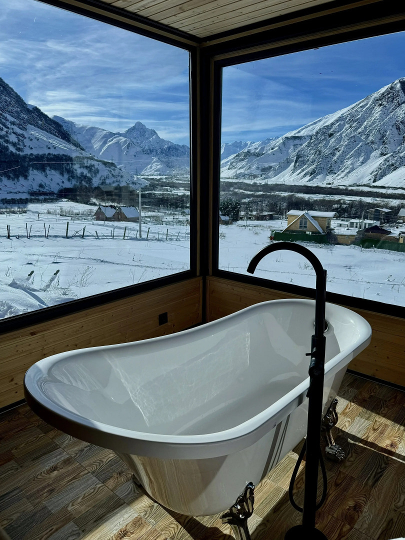 Шале Kazbegi Inn Cottages