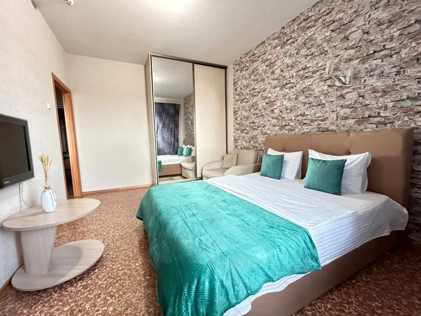 Апартаменты ZebraHome с видом на лес