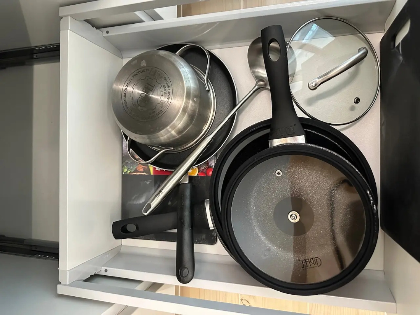 Квартира Стильная на Первой Линии Моря